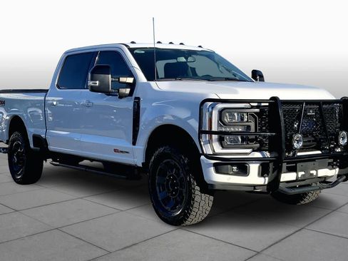 Used 2024 Ford F250 Lariat w/ Lariat Ultimate Package image 2
