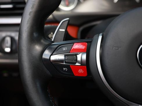 Used 2016 BMW M4 Coupe RWD image 30