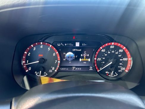 Used 2023 Nissan Frontier PRO-4X w/ Pro Convenience Package AWD/4WD image 18