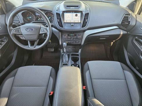 Used 2017 Ford Escape SE w/ Equipment Group 201A FWD image 30