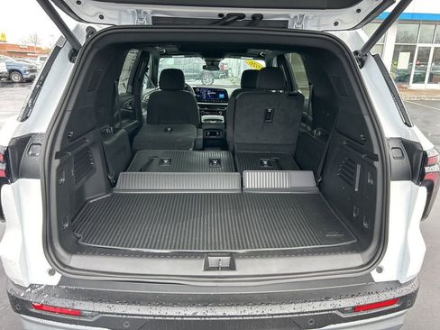 New 2026 Chevrolet Traverse LT w/ Sun and Wheel Package image 29