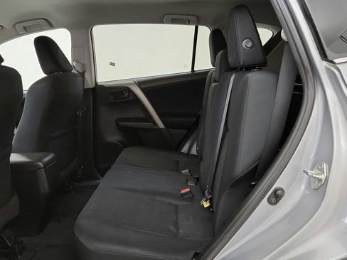Used 2016 Toyota RAV4 LE AWD/4WD image 24