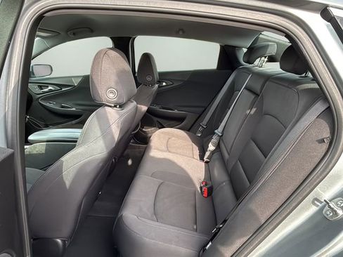 Used 2025 Chevrolet Malibu LT FWD image 15