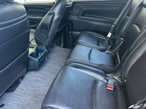 Used 2024 Honda Odyssey Touring image 12
