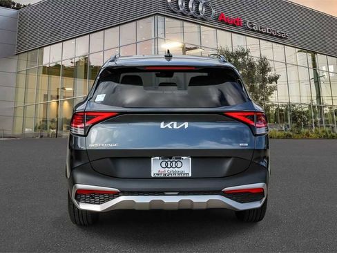 Used 2023 Kia Sportage EX w/ EX Premium Package image 3