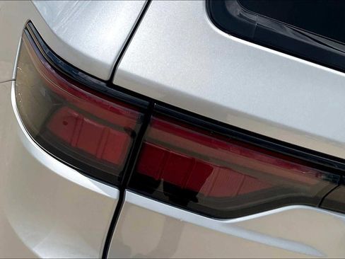 New 2025 Jeep Wagoneer L Series II w/ Convenience Group I image 14