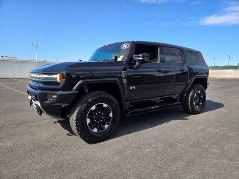 Used 2024 GMC Hummer EV 2X w/ Extreme Off-Road Package AWD/4WD image 2