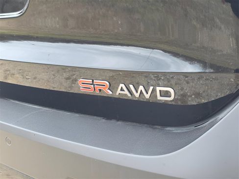 New 2026 Nissan Kicks SR w/ Cold Weather Package image 7