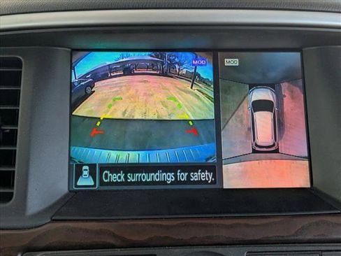 Used 2019 Nissan Pathfinder Platinum image 12