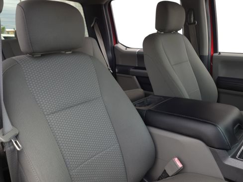 Used 2019 Ford F150 XLT w/ Equipment Group 302A Luxury image 30