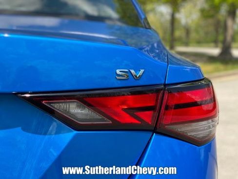 Used 2024 Nissan Sentra SV FWD image 11