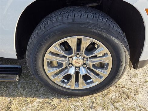 New 2026 GMC Yukon XL Denali w/ Sun & Power Step Package image 18