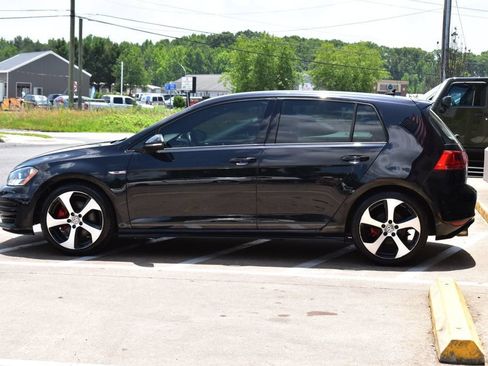 Used 2017 Volkswagen GTI Autobahn FWD image 5