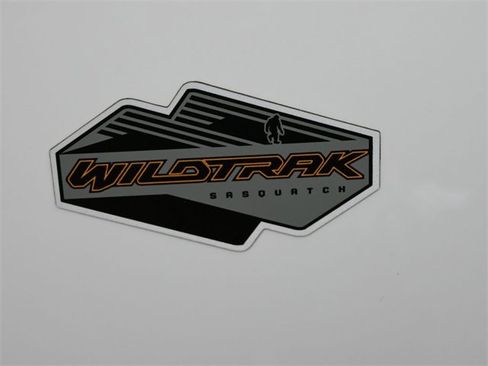 Used 2022 Ford Bronco Wildtrak image 29