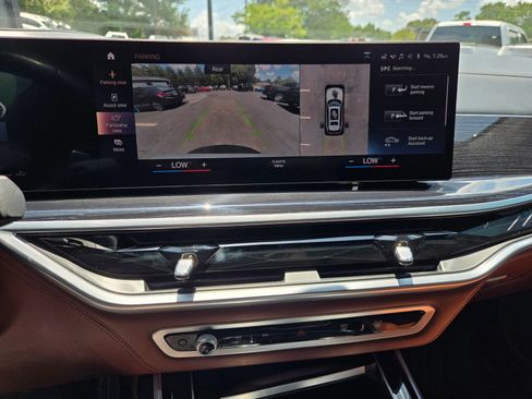 Used 2023 BMW X7 M60i w/ Executive Package AWD/4WD image 24