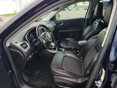 Used 2020 Jeep Compass Latitude w/ Popular Equipment Group AWD/4WD image 9
