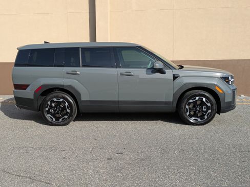 New 2026 Hyundai Santa Fe SE w/ Tow & Go Package image 3