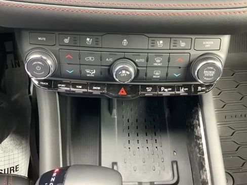 Certified 2026 Dodge Durango GT AWD/4WD image 31