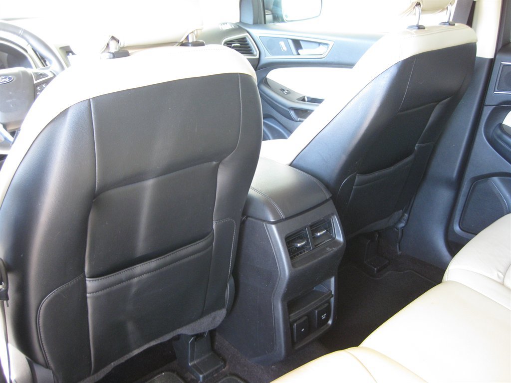 Used 2016 Ford Edge SEL w/ Equipment Group 201A FWD image 25