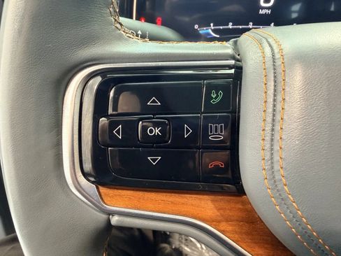 Used 2022 Jeep Grand Wagoneer Series II w/ Convenience Group III AWD/4WD image 44