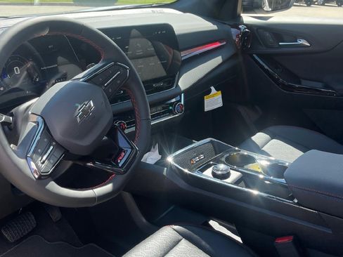 New 2026 Chevrolet Equinox RS w/ Safety and Technology Package image 9