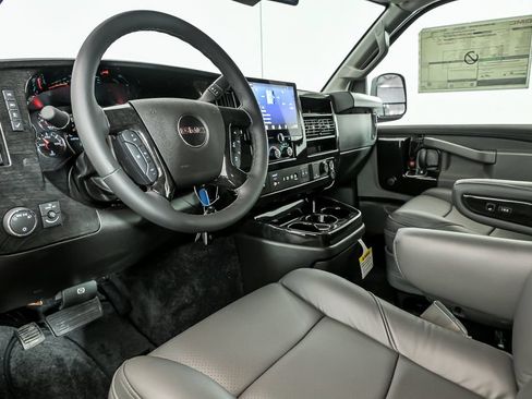 New 2026 GMC Savana 2500 w/ Driver Convenience Package RWD image 9