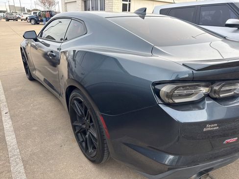 Used 2019 Chevrolet Camaro LT w/ RS Package image 8