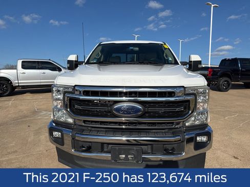 Used 2021 Ford F250 Lariat w/ Lariat Value Package image 2