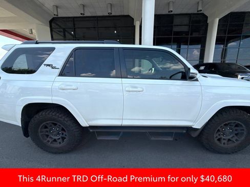 Used 2021 Toyota 4Runner TRD Off-Road Premium w/ Moonroof Package AWD/4WD image 9