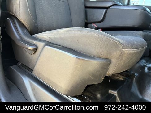 Used 2022 GMC Sierra 2500 Pro w/ Convenience Package image 29