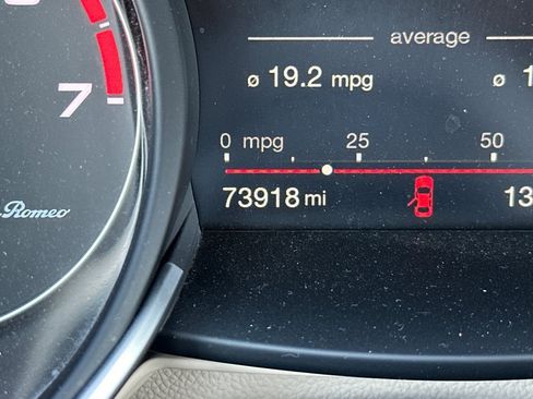 Used 2019 Alfa Romeo Stelvio Ti AWD/4WD image 25