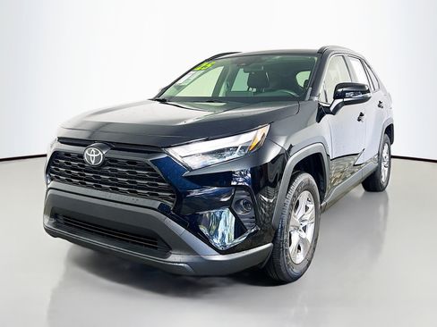 Used 2025 Toyota RAV4 XLE image 10
