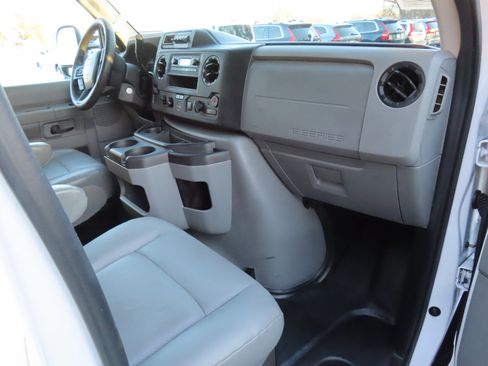Used 2023 Ford E-350 and Econoline 350 Super Duty w/ Driver's Safety Package image 16
