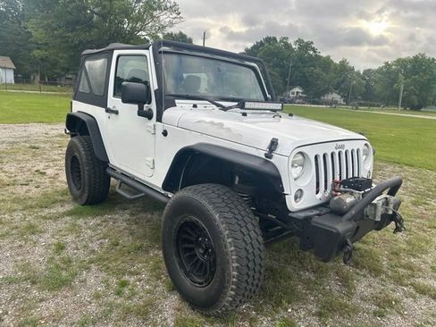 Used 2015 Jeep Wrangler Sport AWD/4WD image 3