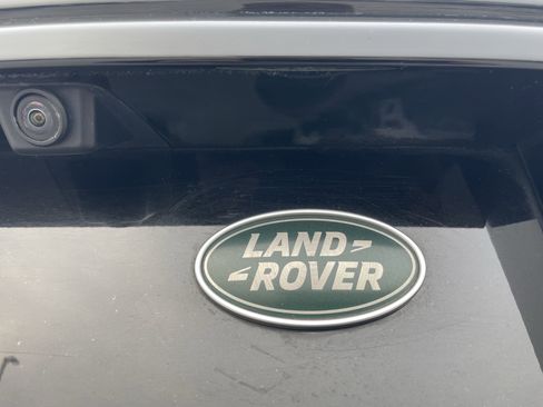 Used 2019 Land Rover Discovery Sport HSE image 34