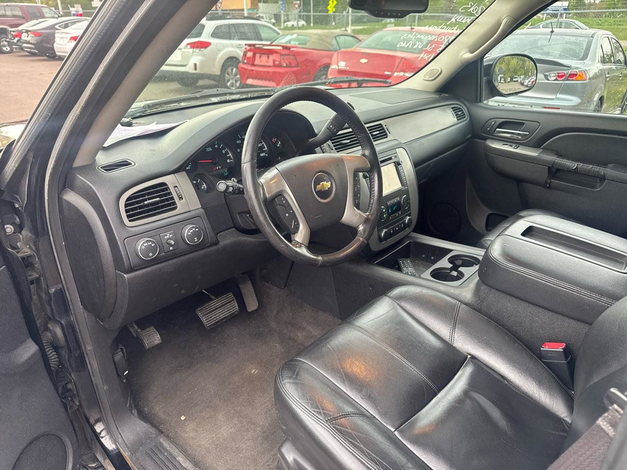 Used 2013 Chevrolet Suburban LT AWD/4WD image 9
