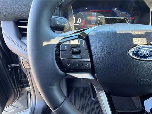 New 2026 Ford Explorer Platinum image 27