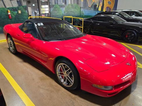 Used 2002 Chevrolet Corvette Convertible w/ Preferred Equipment Group2 image 3