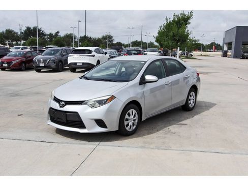 Used 2015 Toyota Corolla L FWD image 3