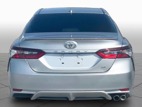 Used 2024 Toyota Camry SE FWD image 5