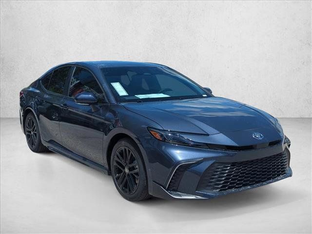 Used 2026 Toyota Camry SE FWD image 3