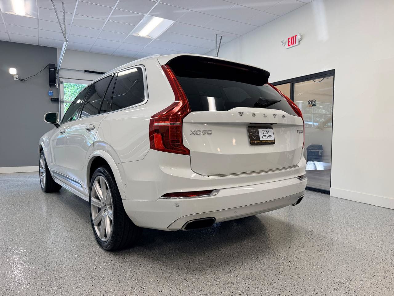 Used 2017 Volvo XC90 T6 Inscription w/ Vision Package AWD/4WD image 6