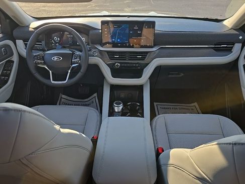 New 2026 Ford Explorer Platinum w/ LUX Leather Package image 27