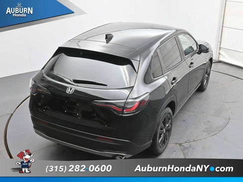 New 2026 Honda HR-V Sport image 30