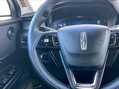 Used 2023 Lincoln Corsair Reserve w/ Equipment Group 202A FWD image 24
