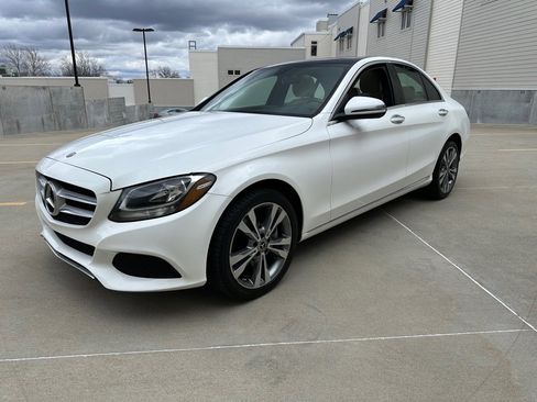 Used 2018 Mercedes-Benz C 300 4MATIC Sedan image 3