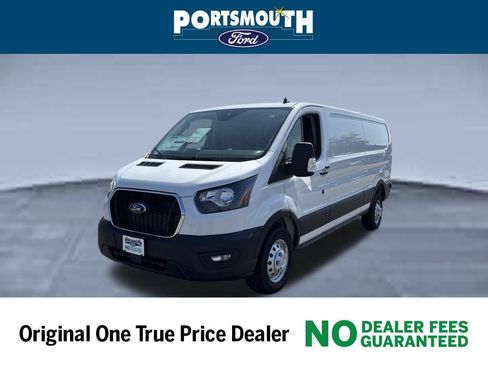 Used 2024 Ford Transit 150 Low Roof AWD w/ Exterior Upgrade Package image 21