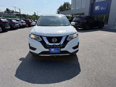 Used 2018 Nissan Rogue S AWD/4WD image 3