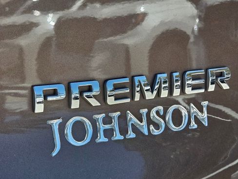 Used 2019 Chevrolet Blazer Premier w/ Driver Confidence II Package image 17