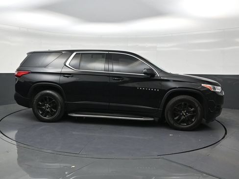 Used 2020 Chevrolet Traverse LS FWD image 6